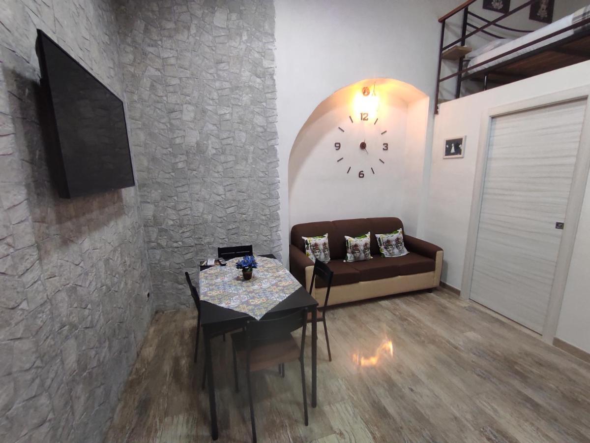 Tapia'S Rooms Big 卡塔尼亚 外观 照片